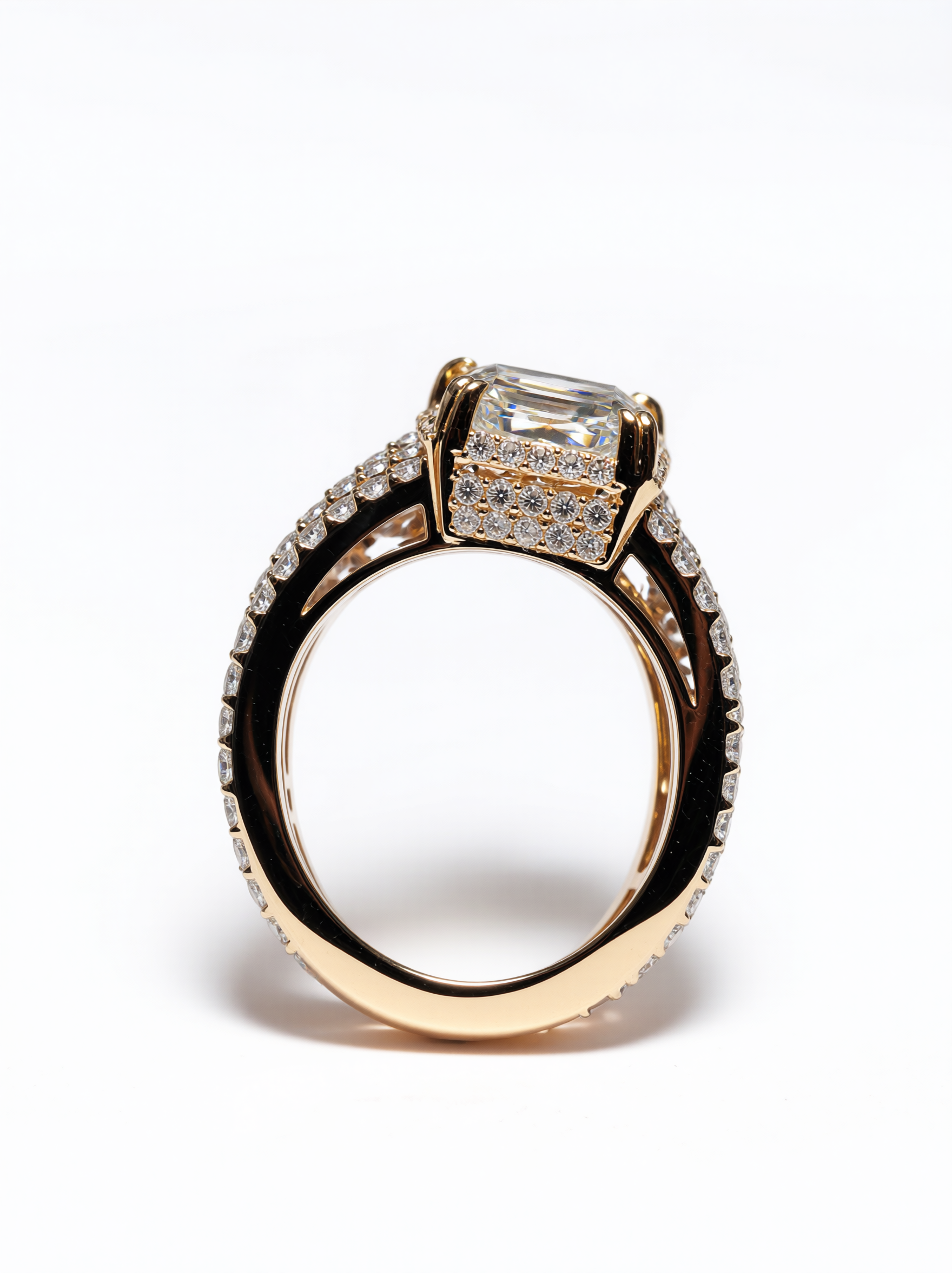 Majesté Galerie Ring