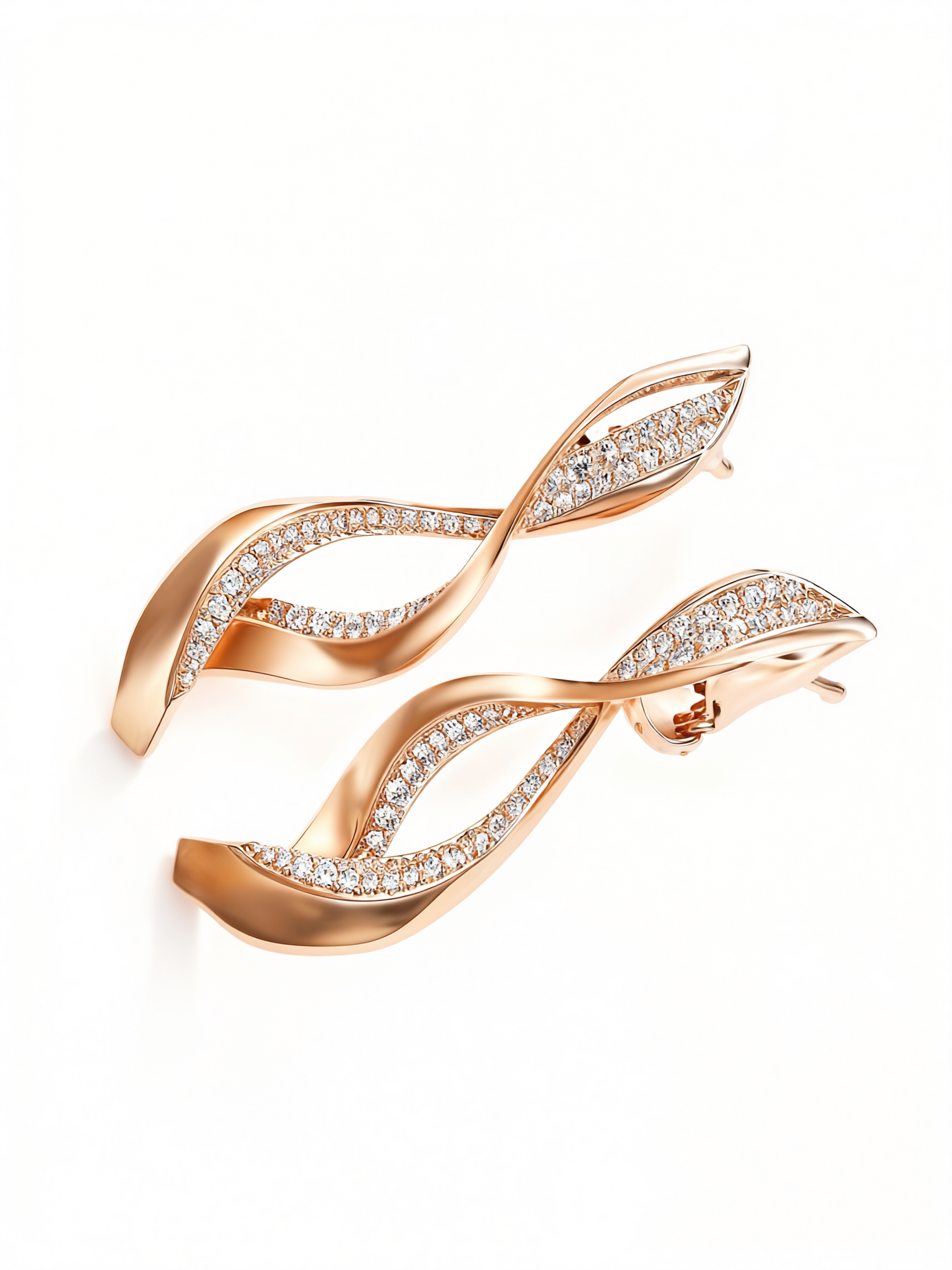 Aile Croisée Earrings