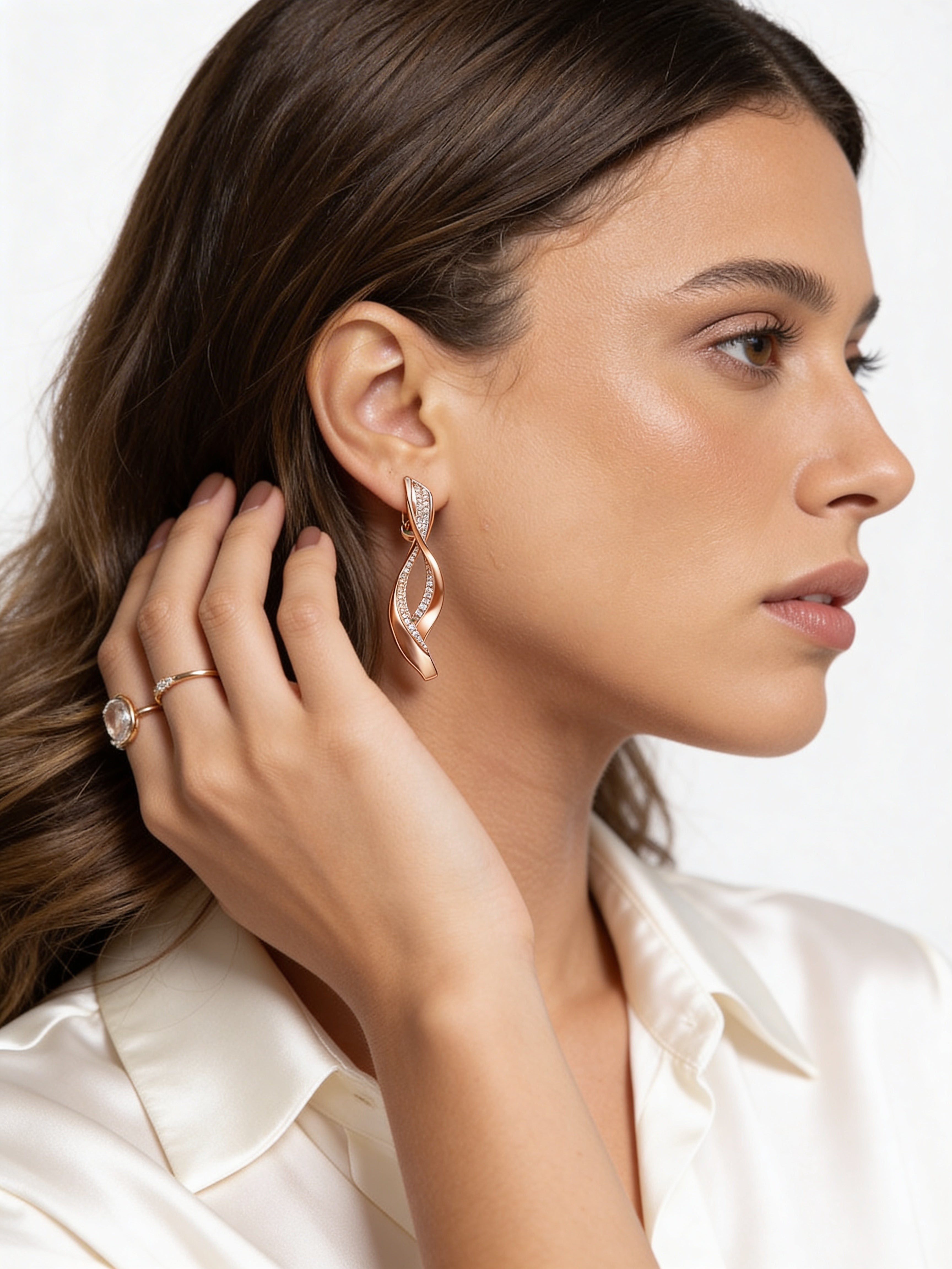 Aile Croisée Earrings
