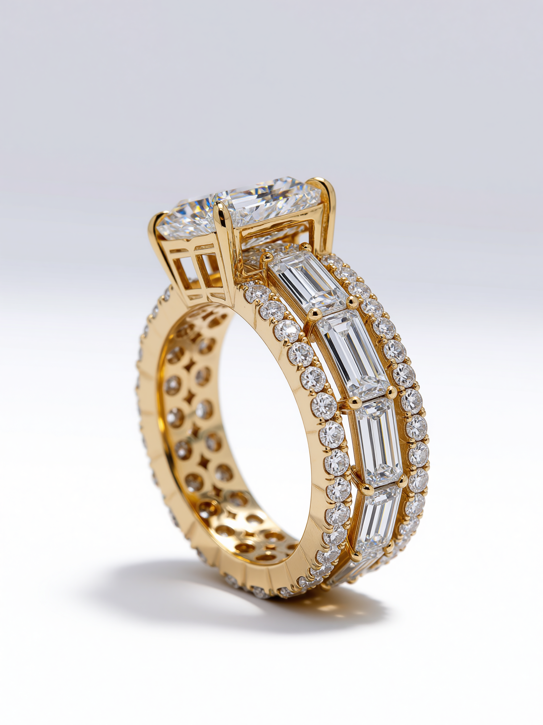 Majesté Galerie Ring