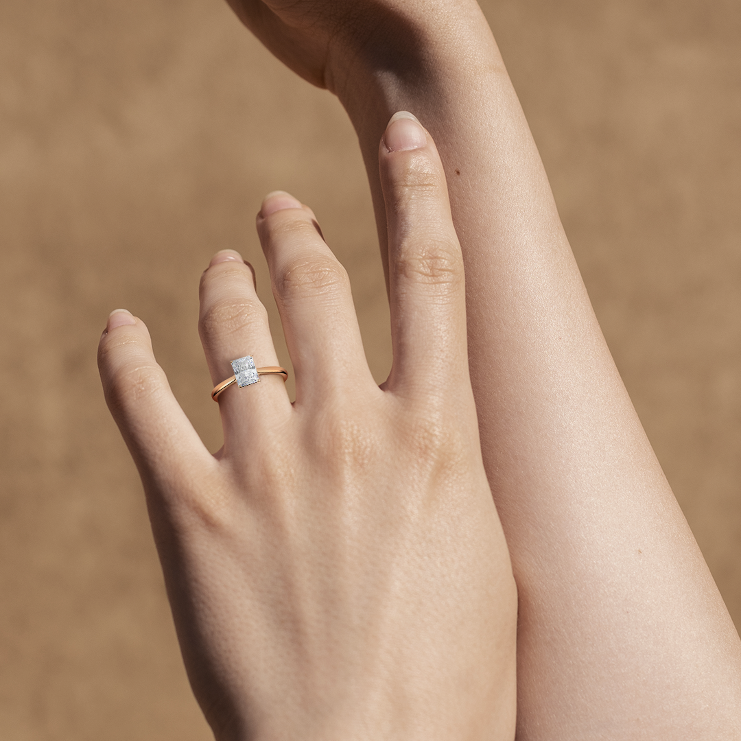 Bague solitaire radiante Larissa