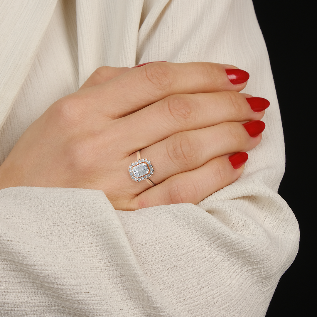Lolita Solitaire Halo Emerald Setting