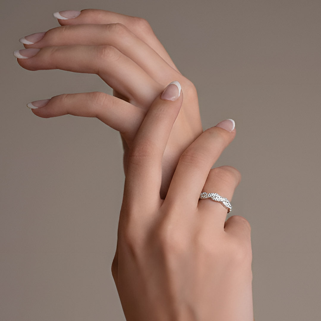Twisted Eternity Band