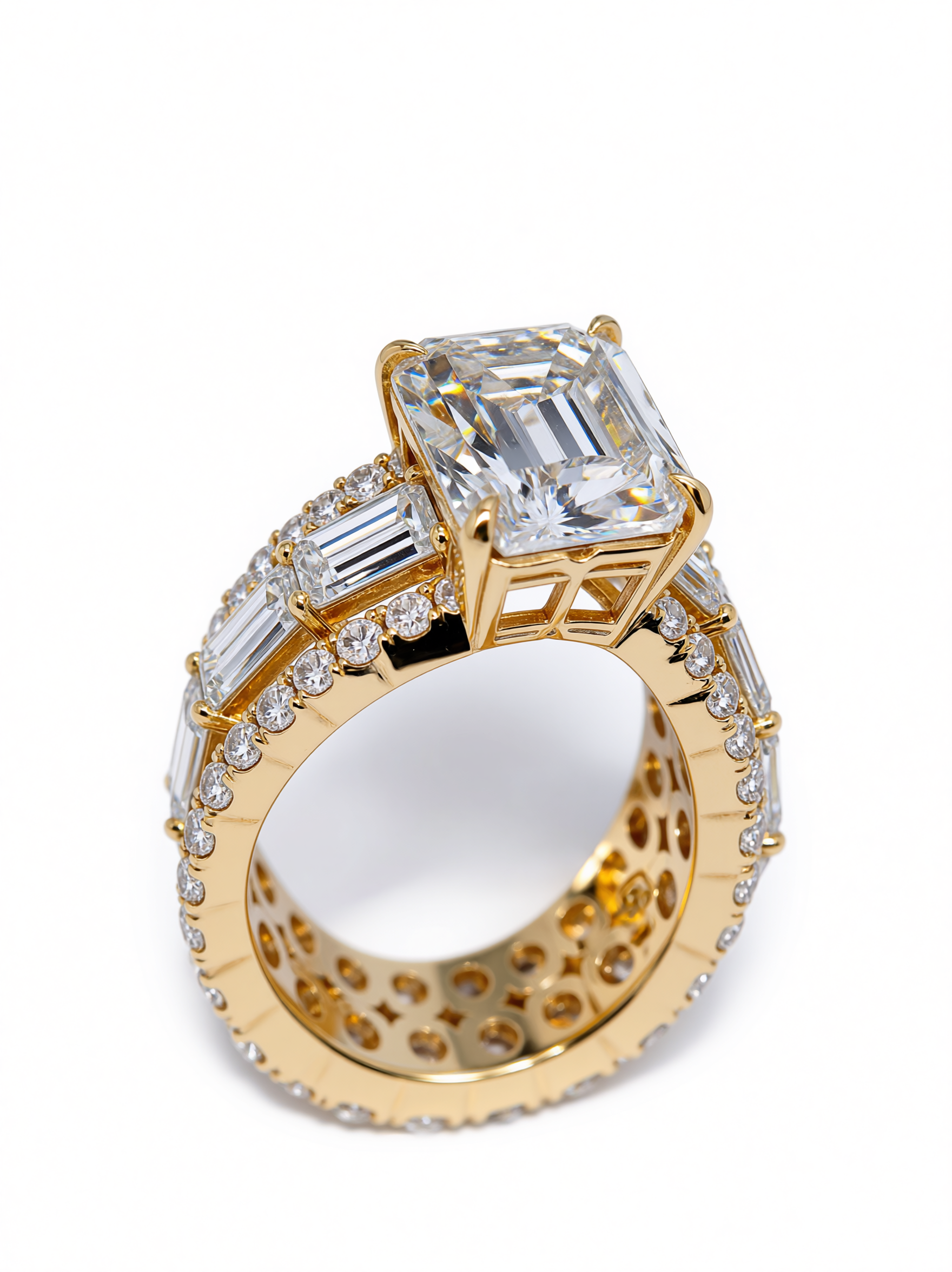 Majesté Galerie Ring