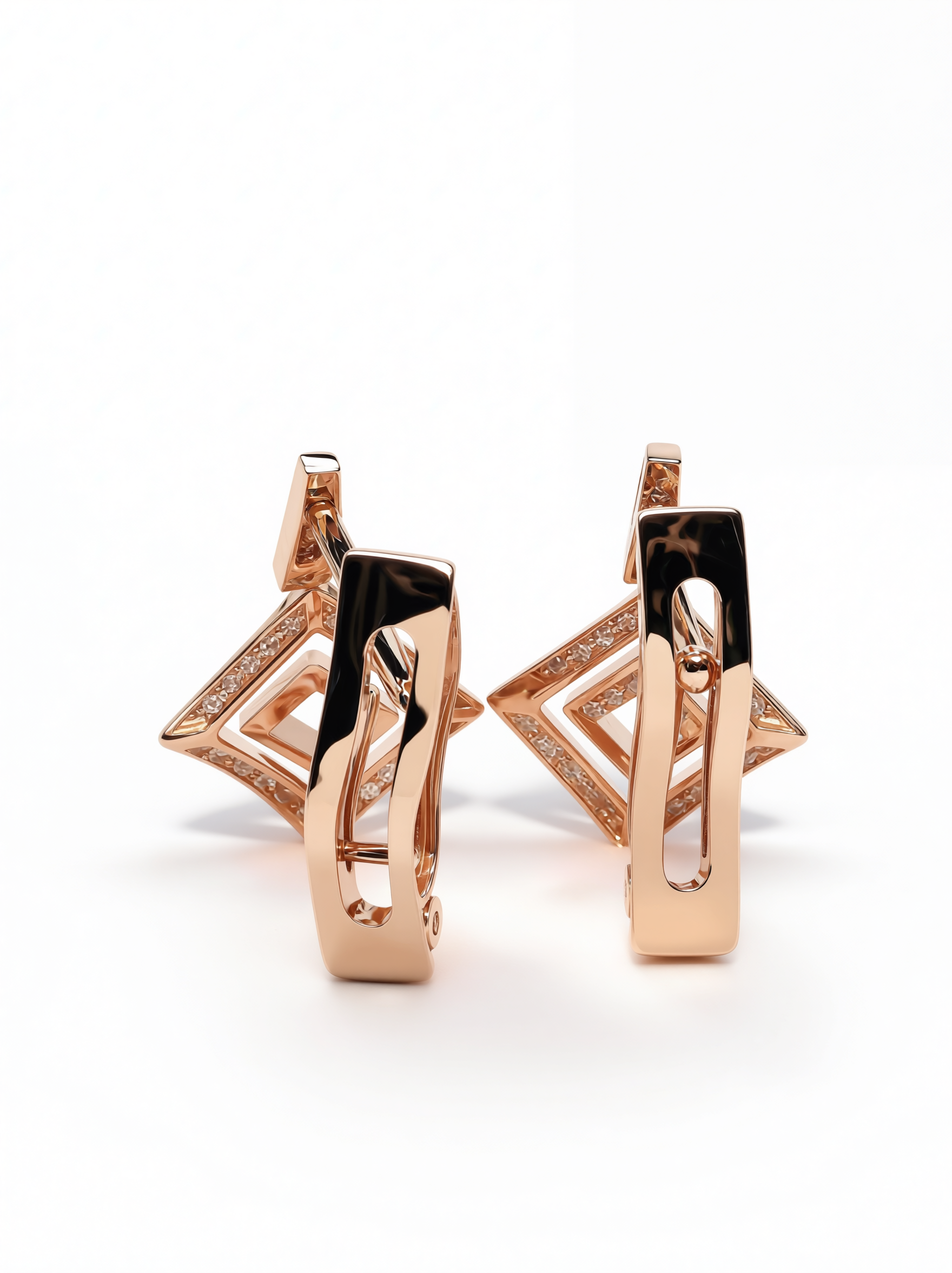 Galerie Carré Earrings