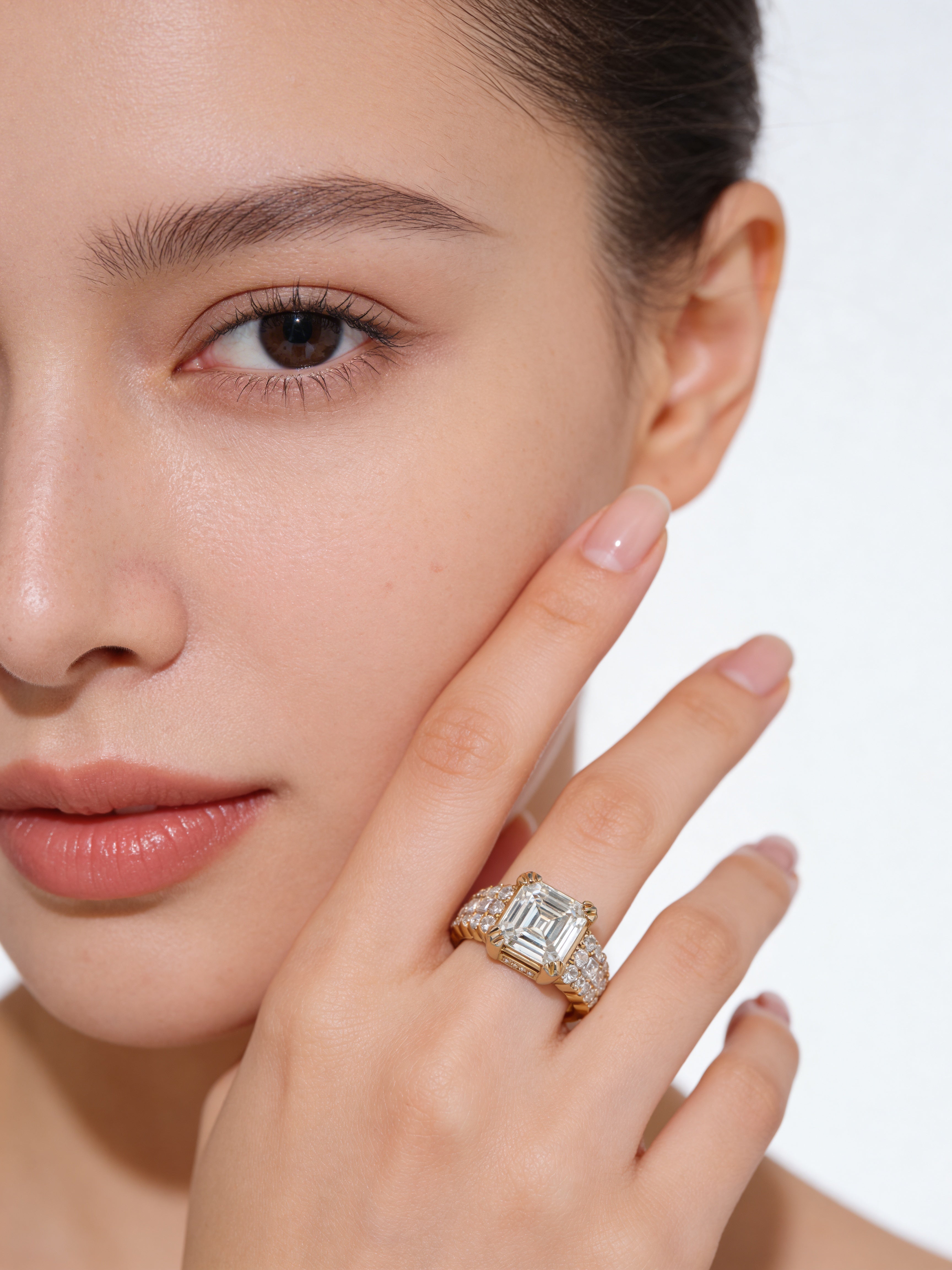 Grand Galerie Cocktail Ring