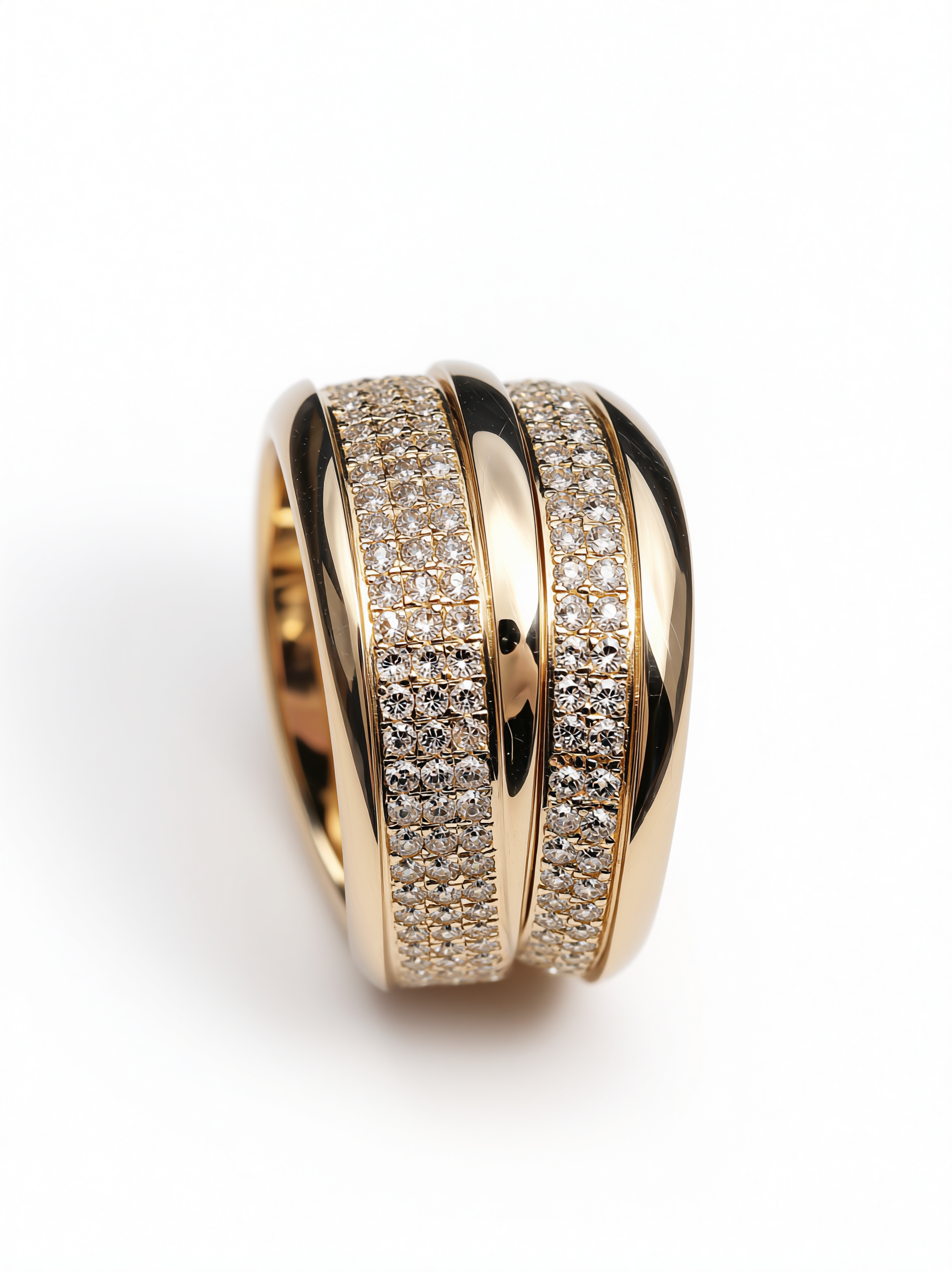 Ruban Pavé Ring