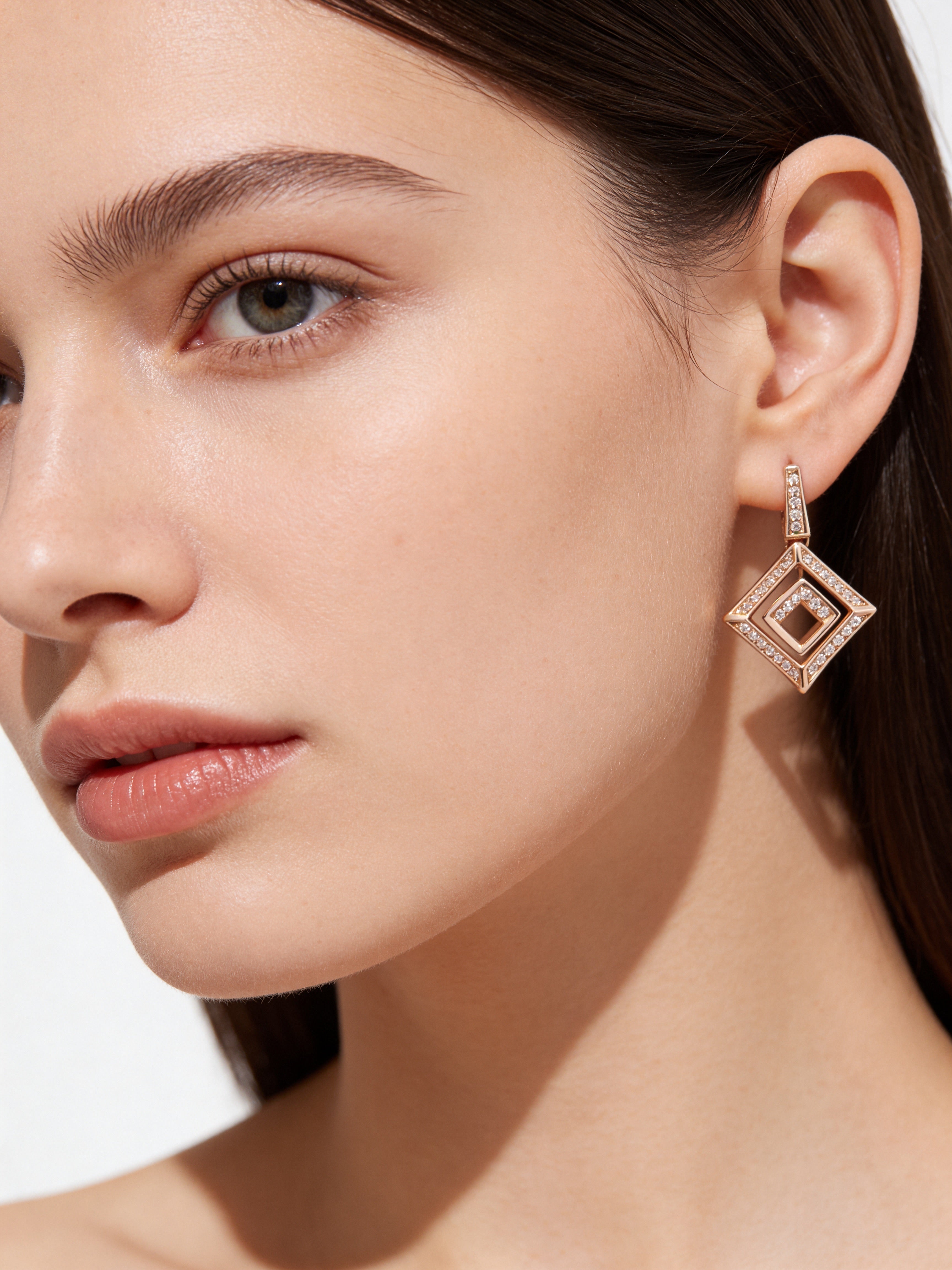 Galerie Carré Earrings