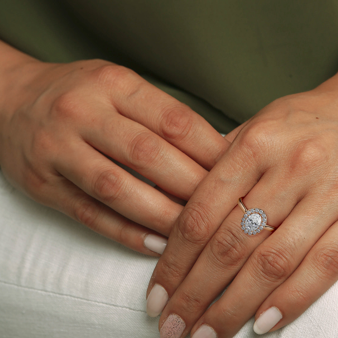 Florence Solitaire Halo Oval Setting