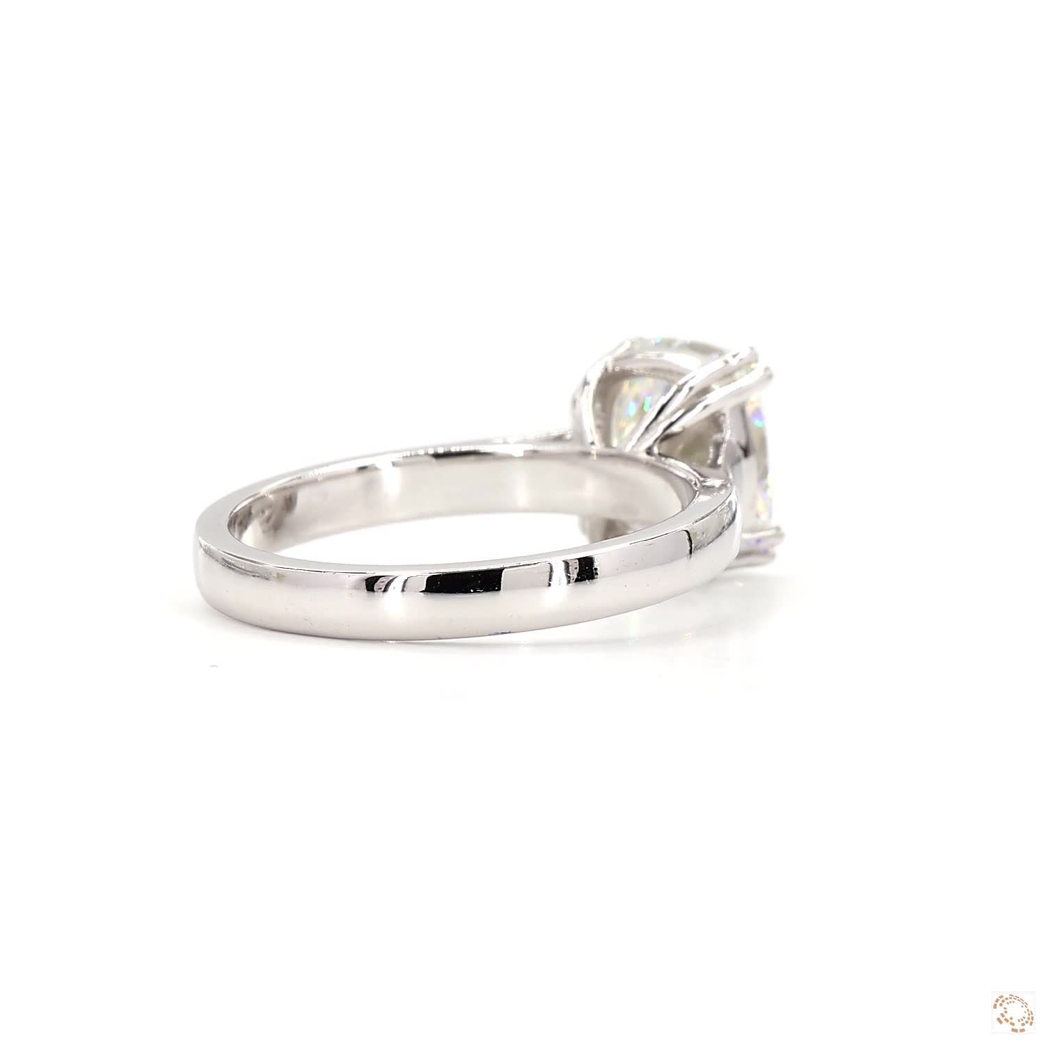 Gemma Ring